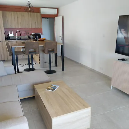 40 M2 Vue * Hyeres